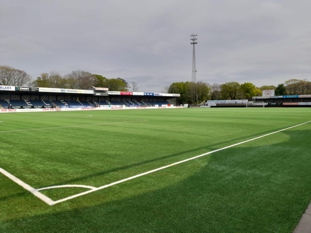 FC Emmen mist aansluiting met de top en gaat onderuit tegen Telstar